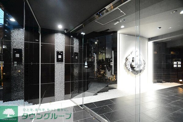 ステージグランデ台東根岸アジールコートの物件内観写真